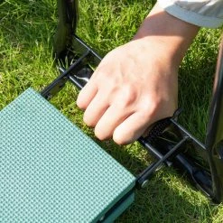 Outsunny Padded Garden Kneeler and Seat Bench, Padded Foldable Garden Stool, Green -Online Orchards store outsunny specialty garden tools 01 0134 76 1000